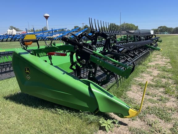 Image of John Deere HDF40 equipment image 4