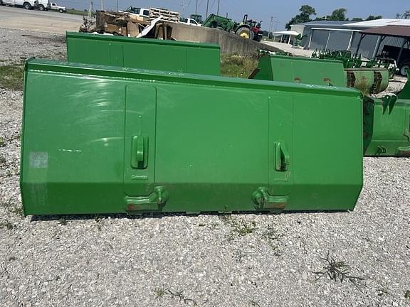 Image of John Deere Bucket Image 1