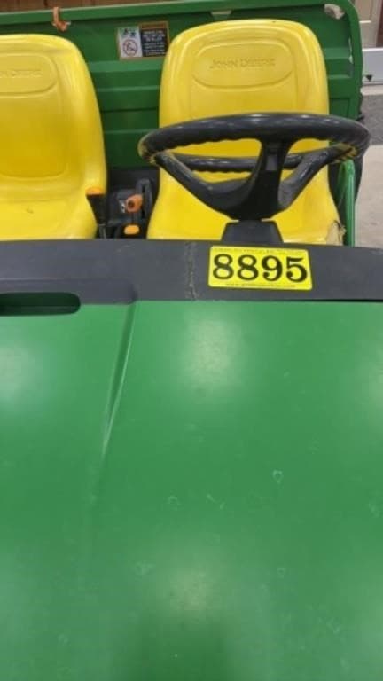 Image of John Deere Gator HPX equipment image 4