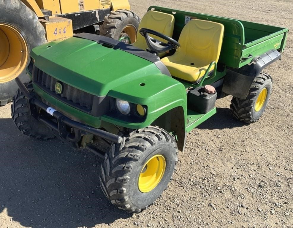 John Deere Gator HPX Equipment Image0