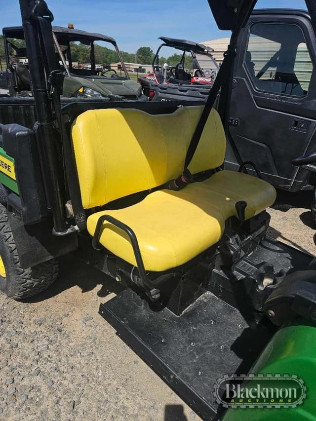 Image of John Deere HPX815E equipment image 1