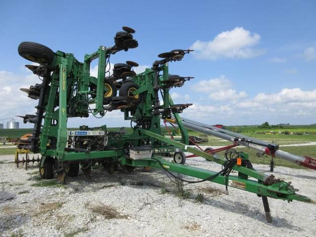 Image of John Deere 2510H equipment image 1