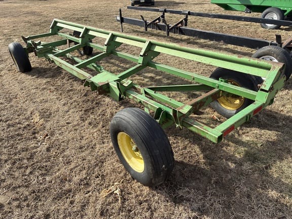 John Deere HT20 Equipment Image0