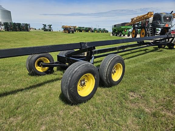 Image of Undetermined Header Trailer equipment image 1