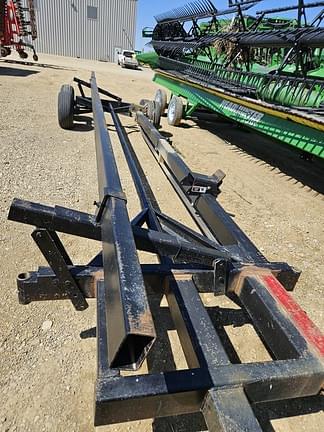 Image of Undetermined Header Trailer equipment image 1