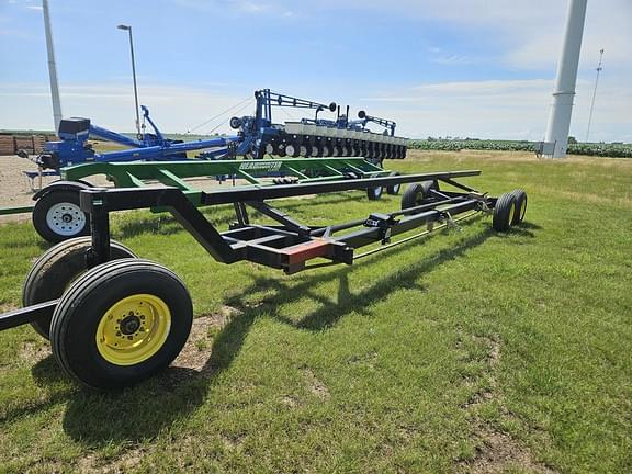 Image of Undetermined Header Trailer equipment image 2