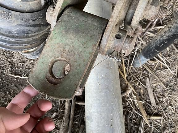 Image of John Deere HX10 equipment image 2