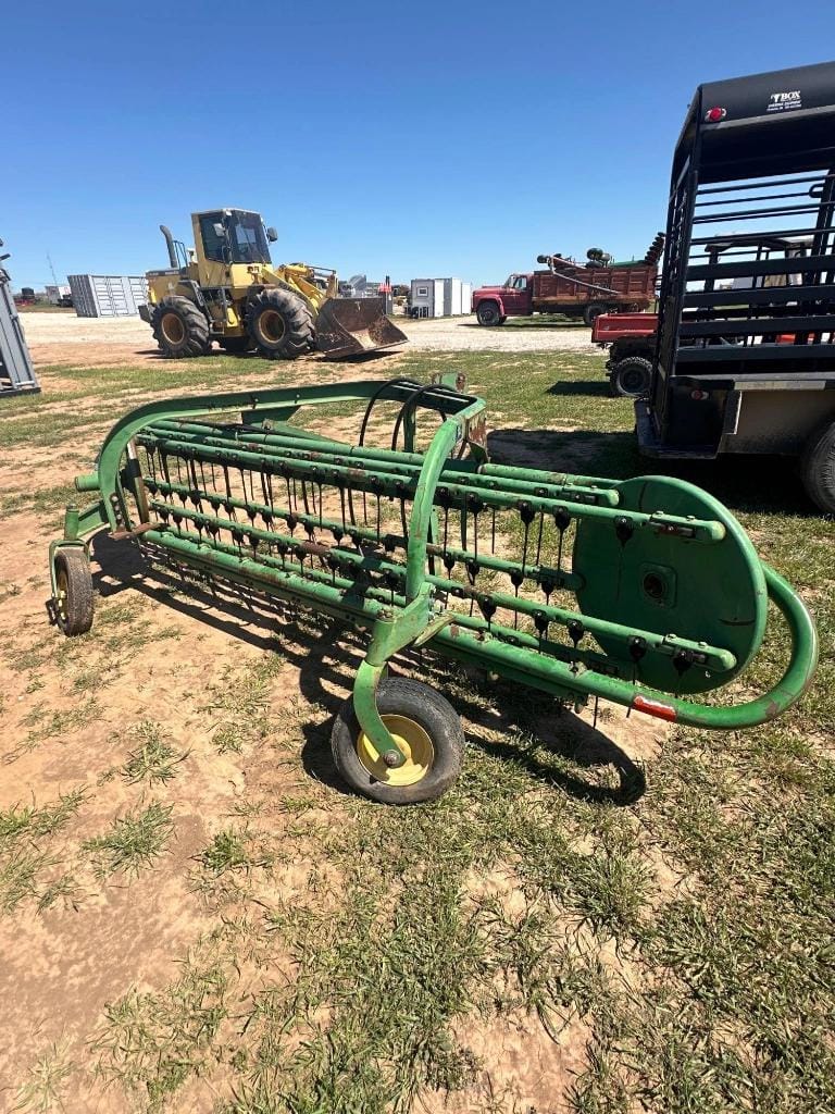 Main image John Deere 652