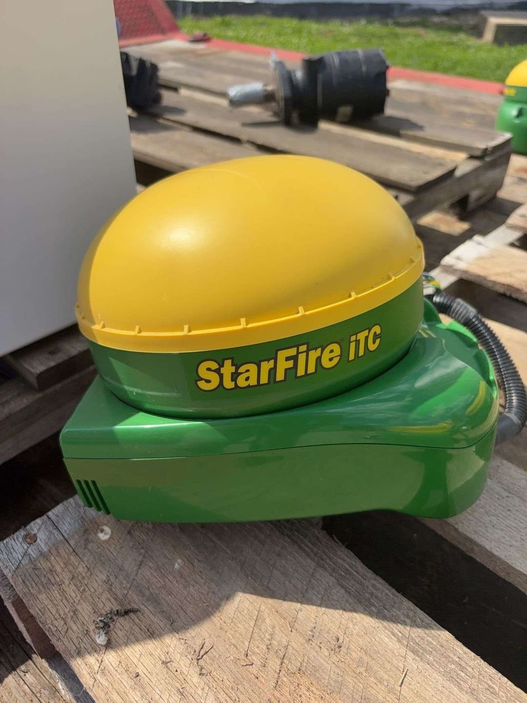 Image of John Deere StarFire iTC Image 1