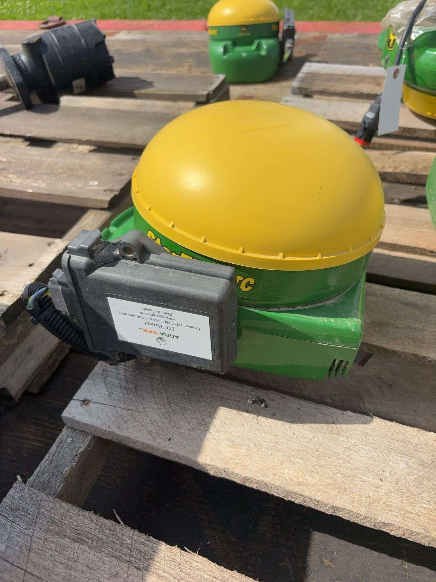 John Deere StarFire iTC Equipment Image0