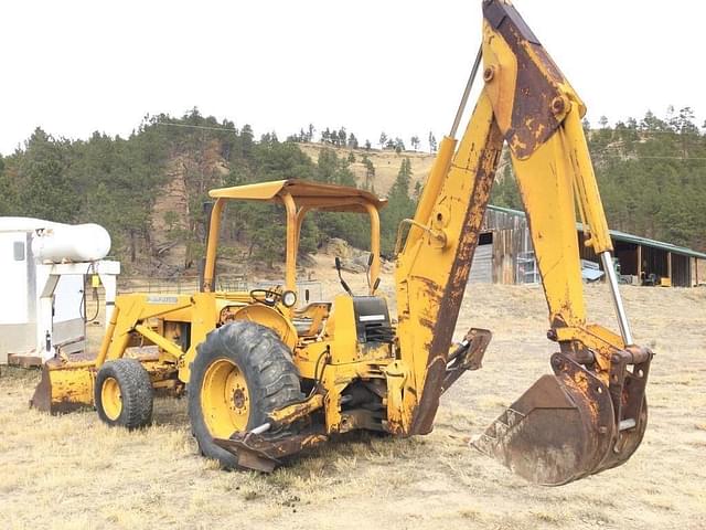 Image of John Deere 300 equipment image 3