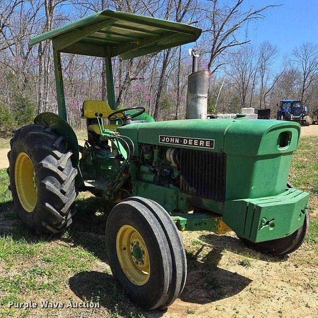 Image of John Deere 300 equipment image 2