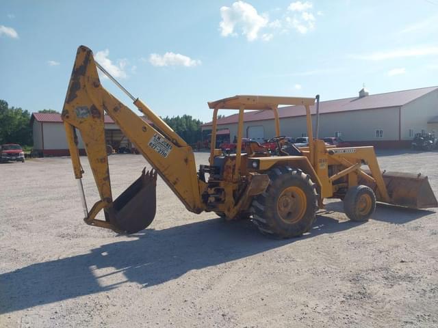 Image of John Deere 410 equipment image 3
