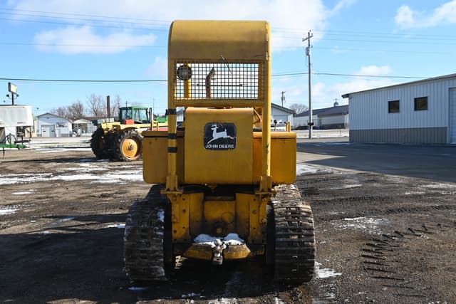 Image of John Deere 450C equipment image 3