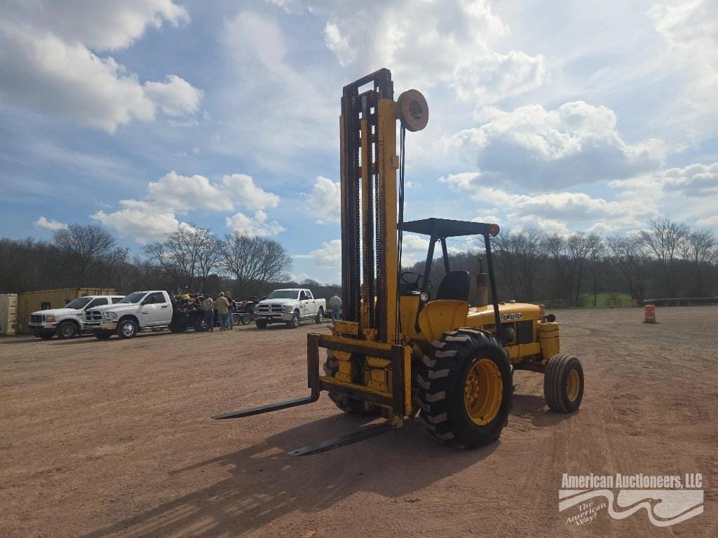 John Deere 480-B Equipment Image0