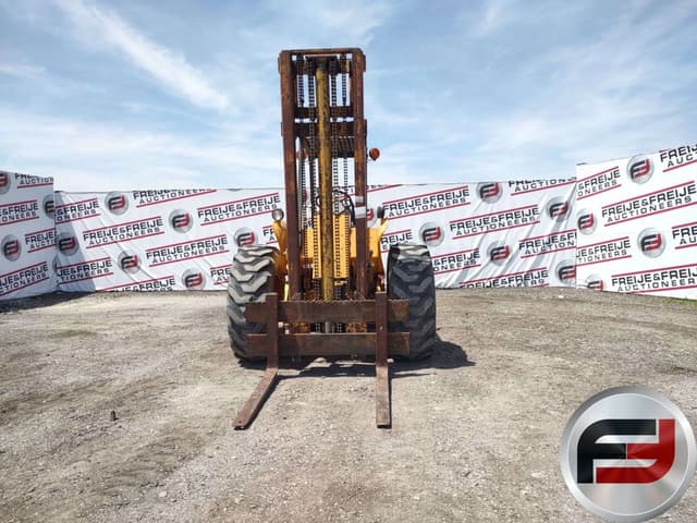 Image of John Deere 480-B equipment image 1