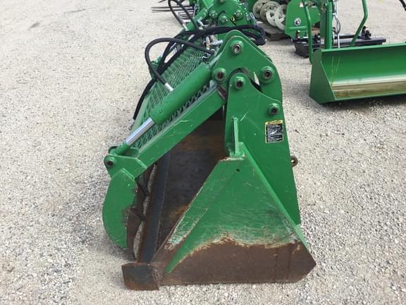 Image of John Deere Bucket Grapple equipment image 4
