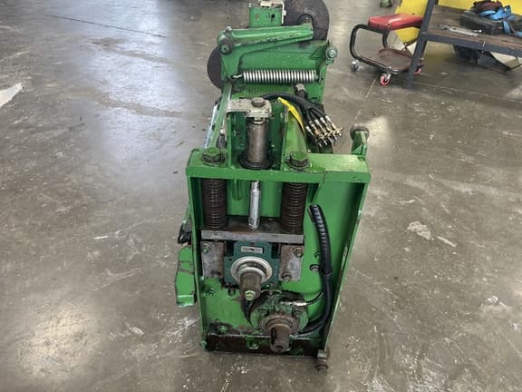 Image of John Deere Undetermined equipment image 2