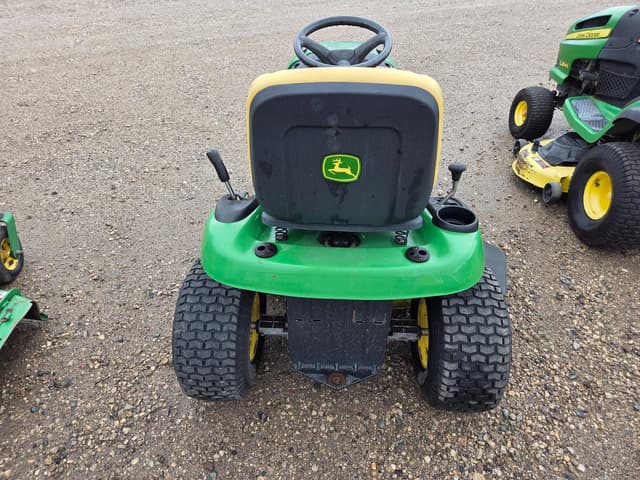 Image of John Deere L100 equipment image 4