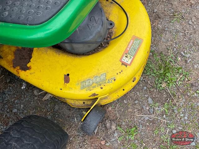 Image of John Deere L100 equipment image 2