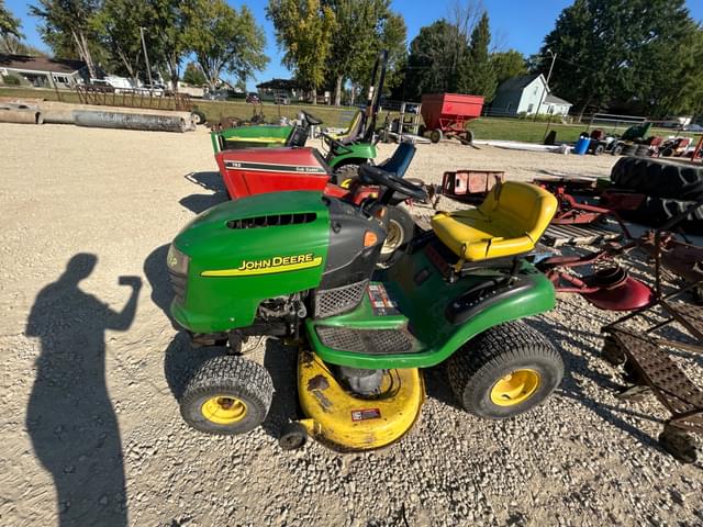 Image of John Deere L100 equipment image 1