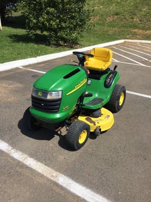 John Deere L110 Image