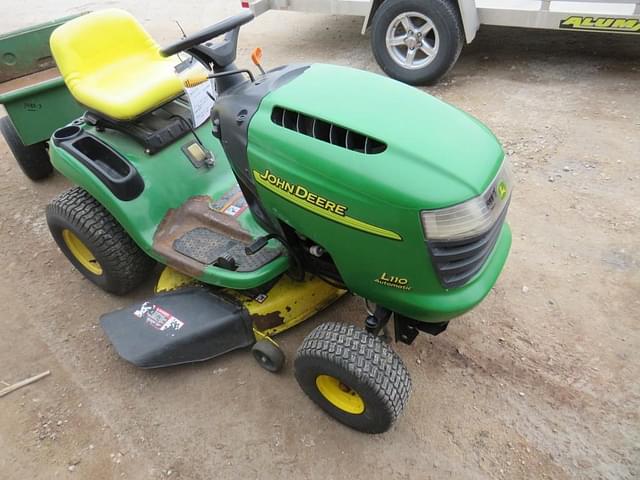 Image of John Deere L110 equipment image 2