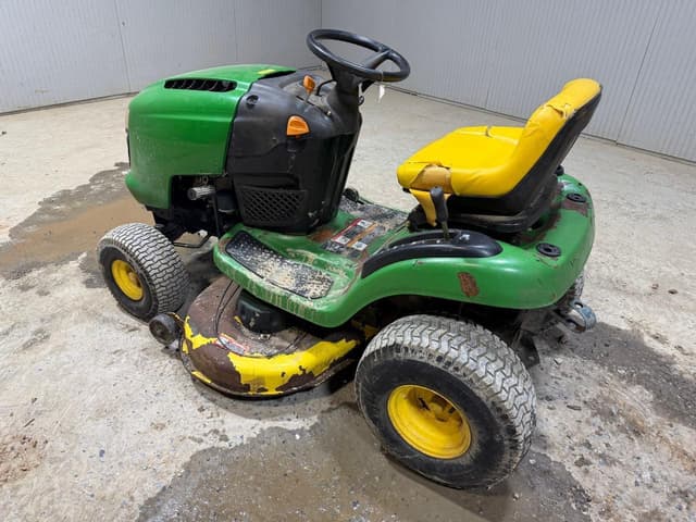 Image of John Deere L110 equipment image 2