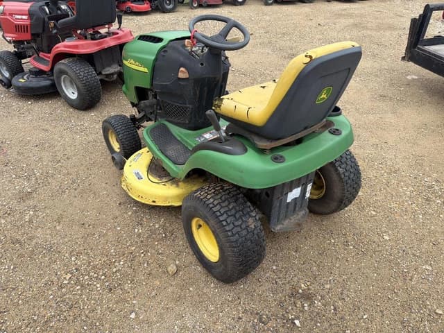 Image of John Deere L110 equipment image 1