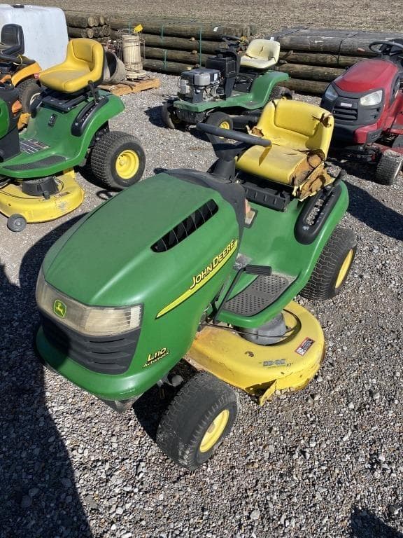 Image of John Deere L110 Image 0