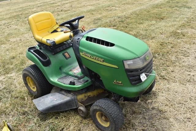 Image of John Deere L110 equipment image 2