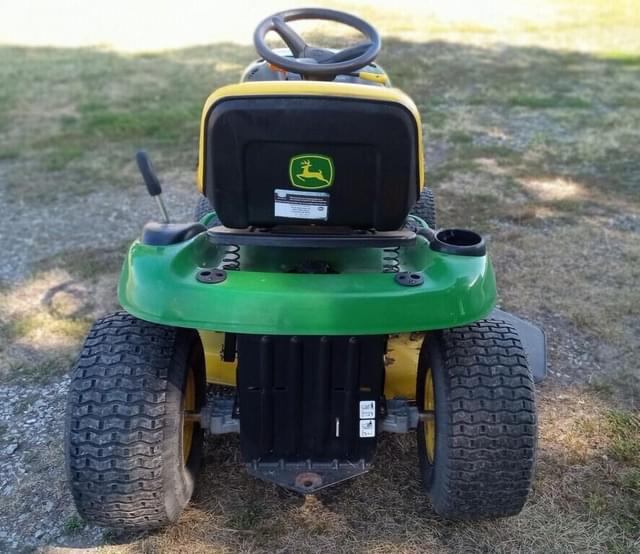 Image of John Deere L110 equipment image 3