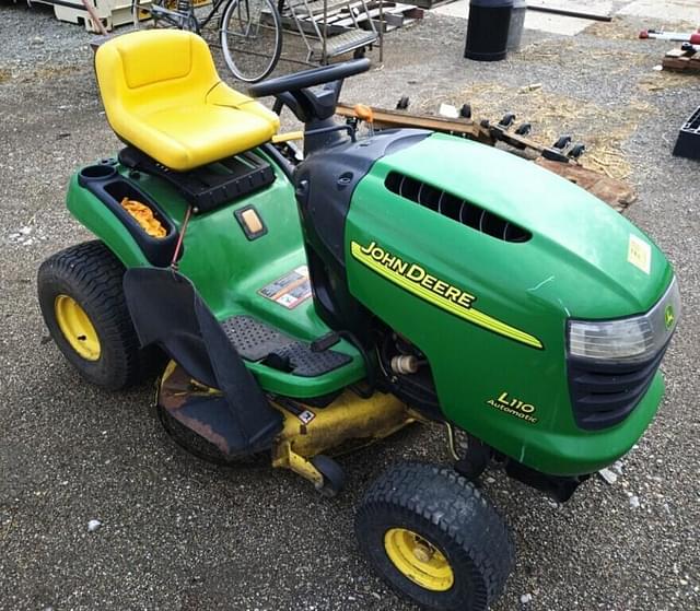 Image of John Deere L110 equipment image 2