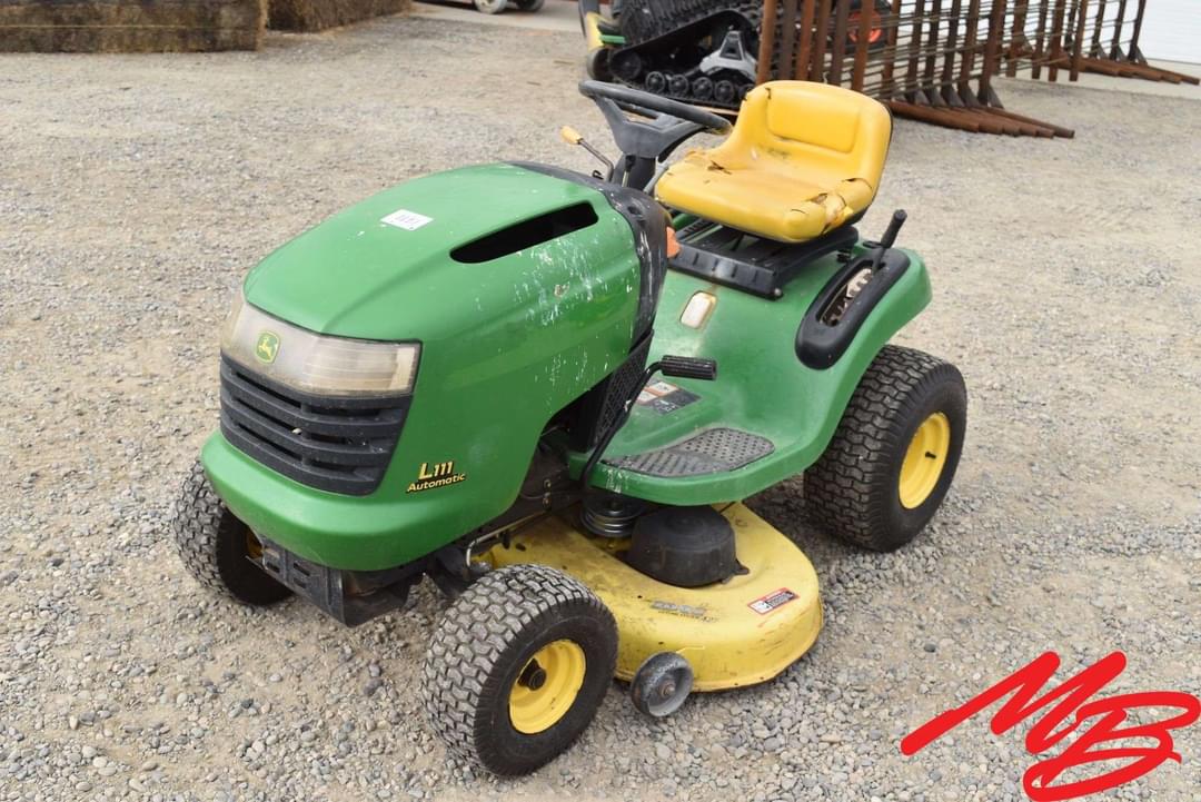 Image of John Deere L111 Primary image