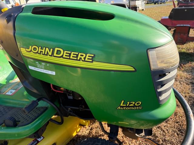 Image of John Deere L120 equipment image 1