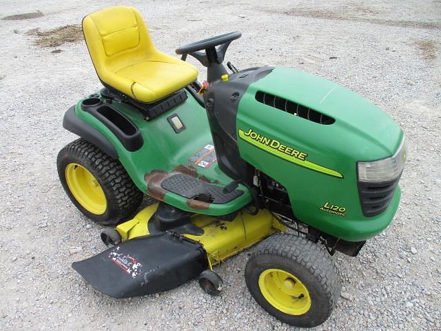 Image of John Deere L120 Primary image