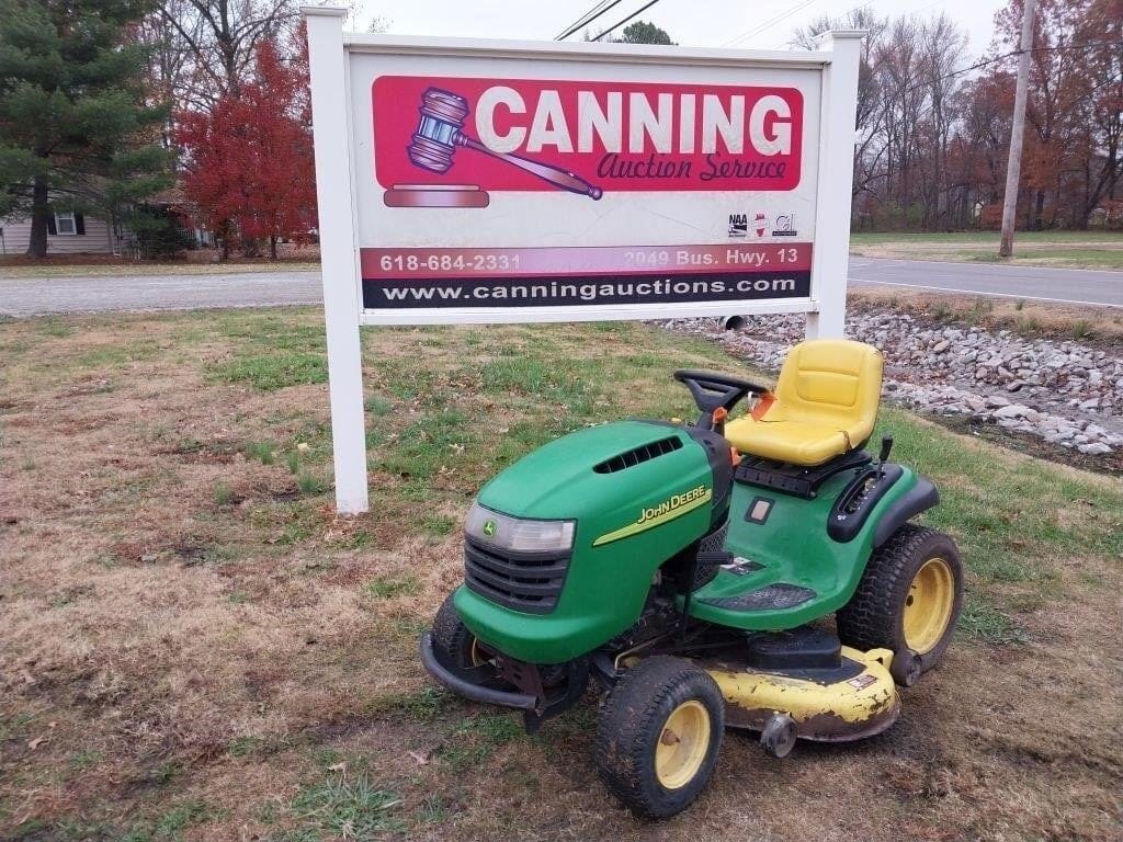 John Deere L130 Equipment Image0