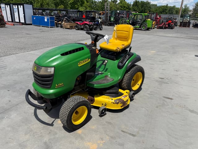 Image of John Deere L130 equipment image 1