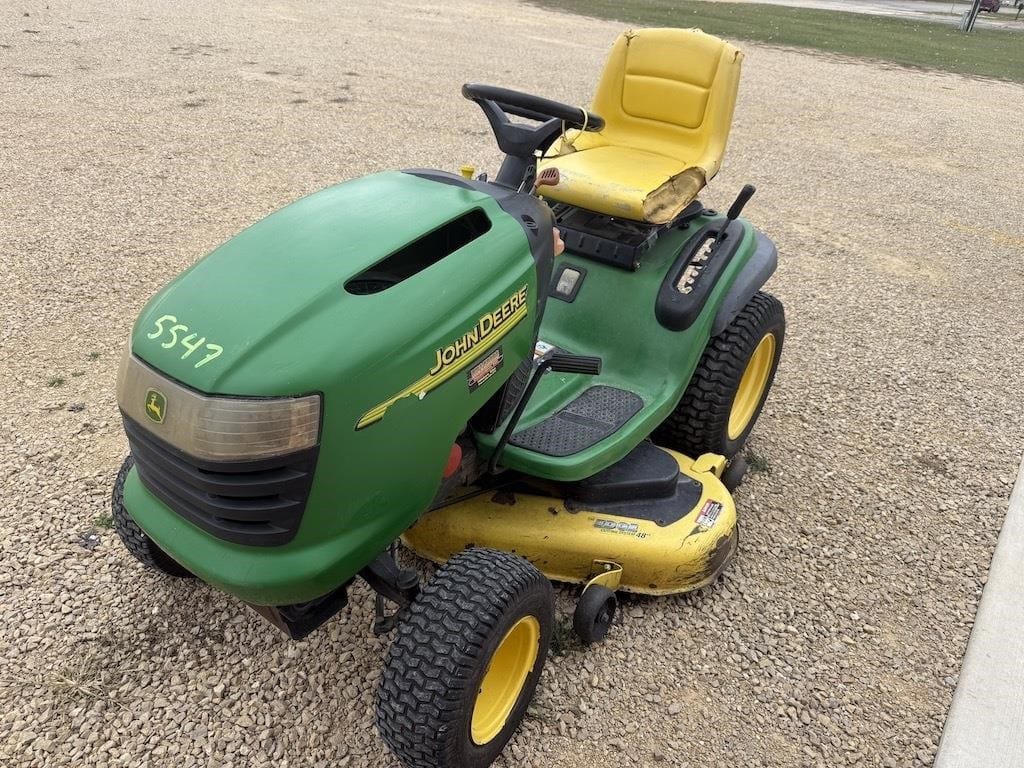 John Deere L130 Equipment Image0