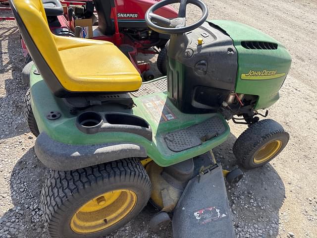 Image of John Deere L130 equipment image 2