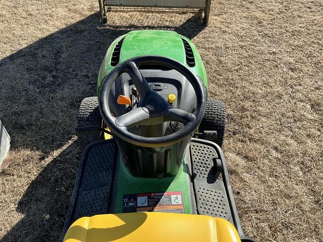 Image of John Deere L130 equipment image 4