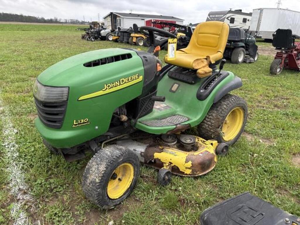 Image of John Deere L130 Primary image