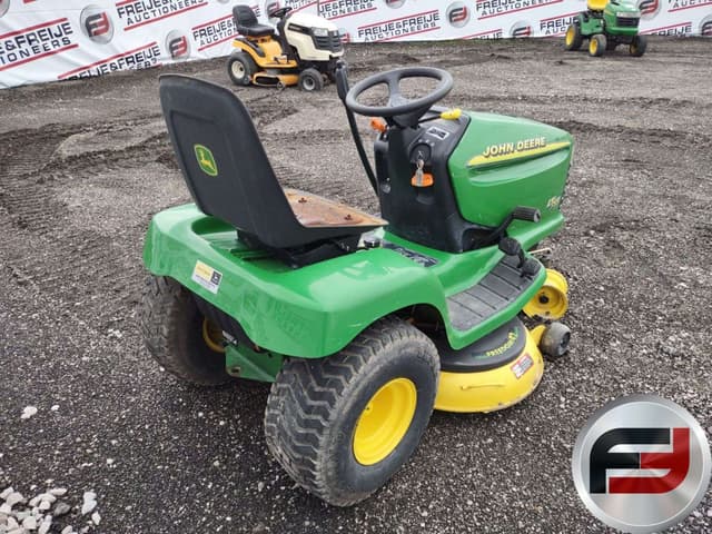 Image of John Deere LT155 equipment image 4