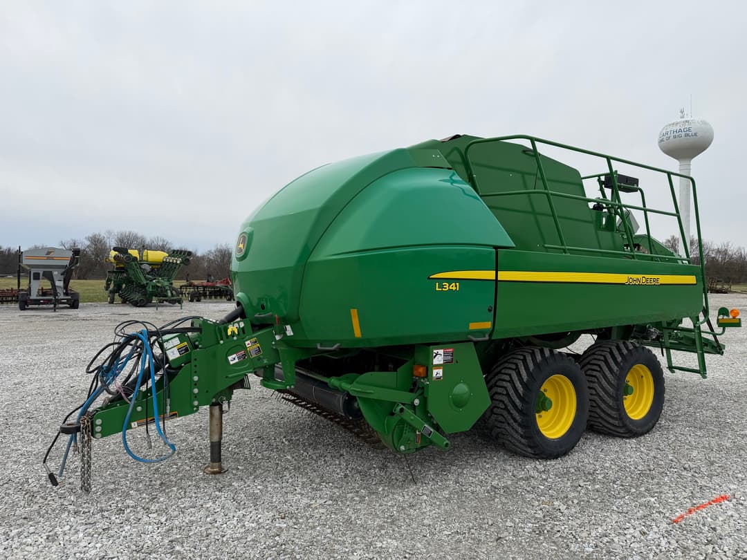 Image of John Deere L341 Primary image