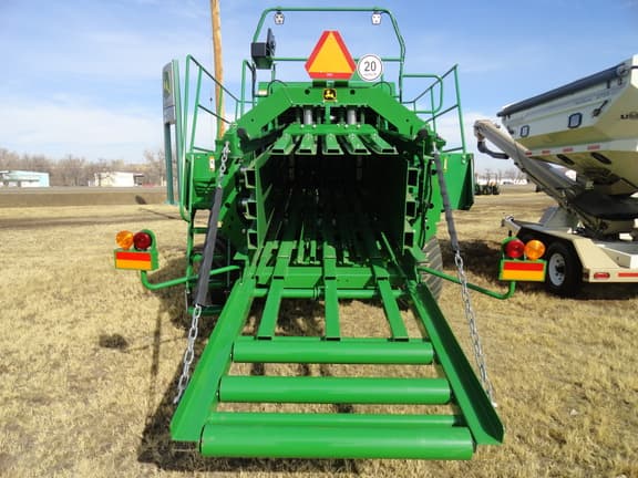 Image of John Deere L341R Heavy Duty equipment image 4