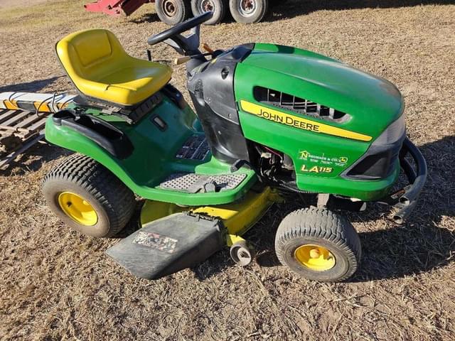 Image of John Deere LA115 equipment image 2