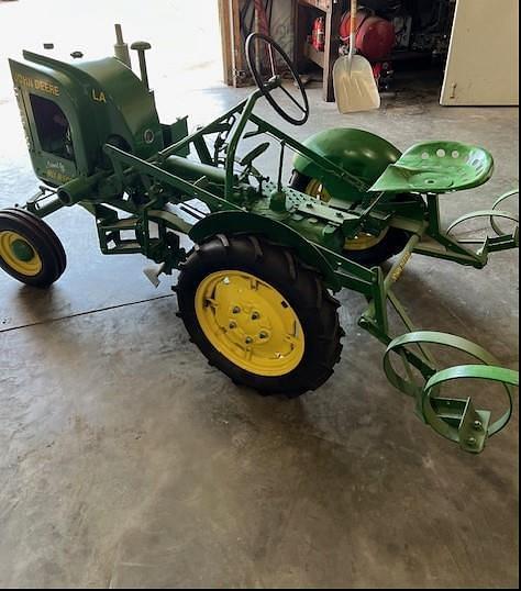 Image of John Deere LA Image 1