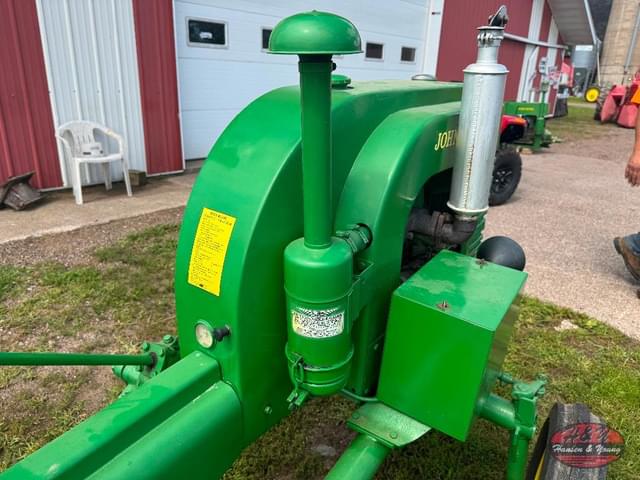 Image of John Deere LA equipment image 2