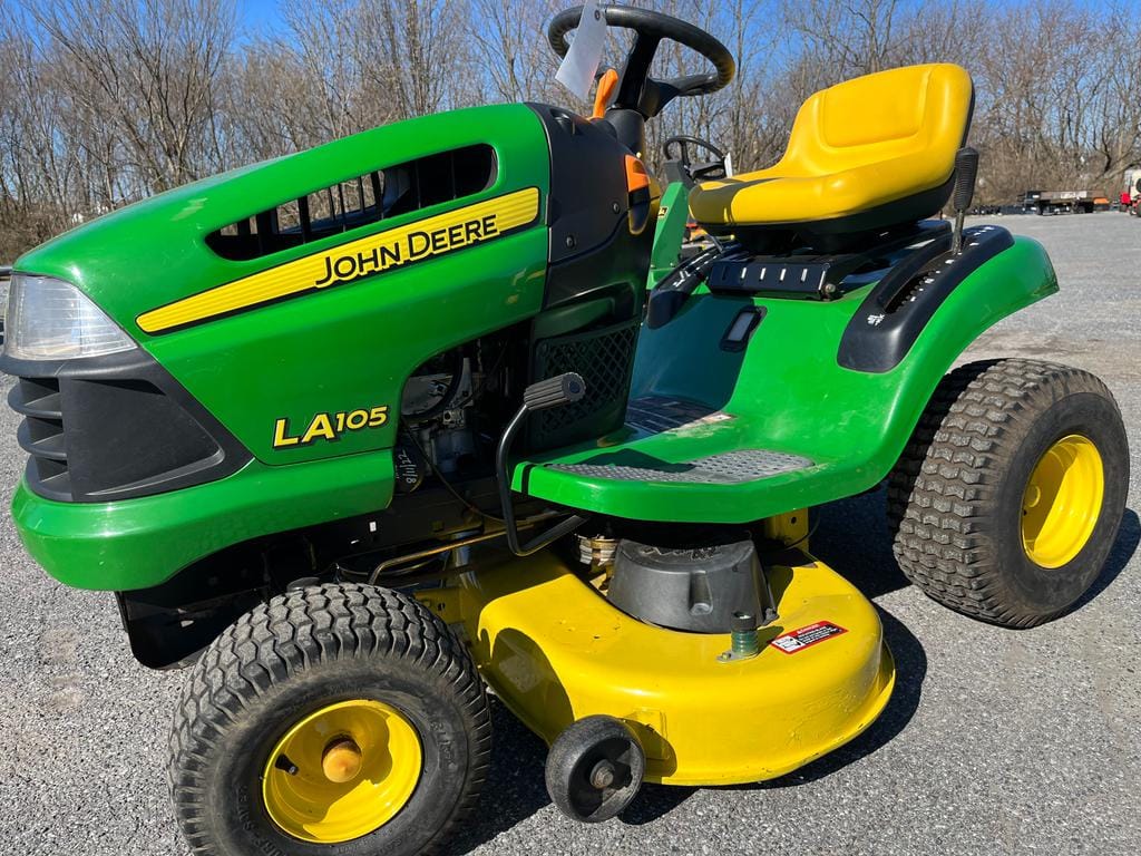 Main image John Deere LA105