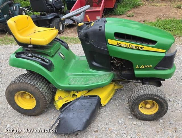 Image of John Deere LA105 equipment image 3